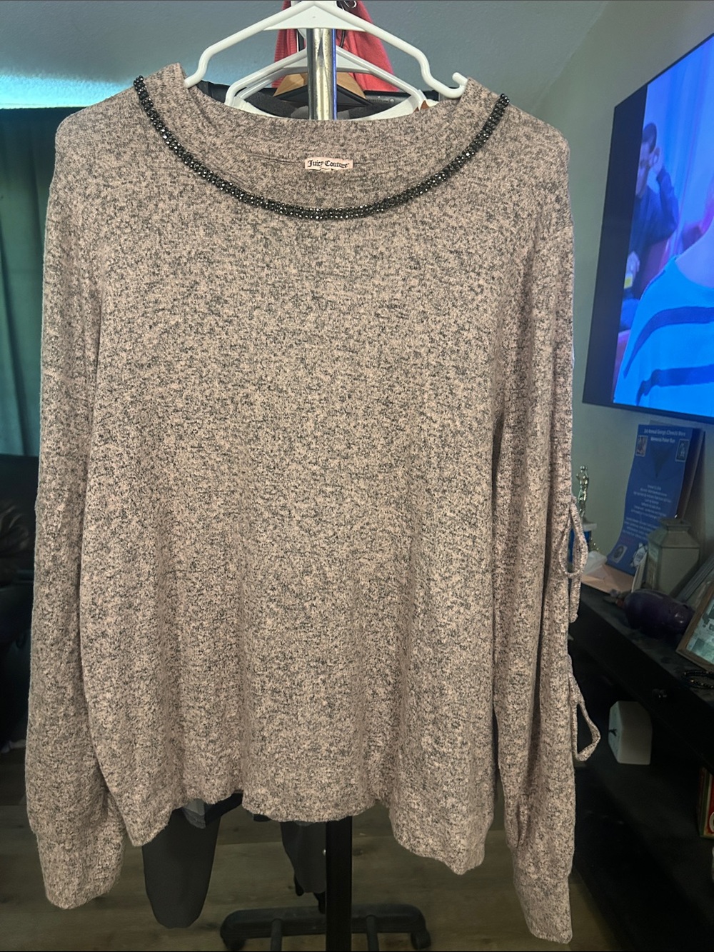 Juicy Couture Soft Heathered Gray/Purple/Pink Embellished Crewneck Top - Women